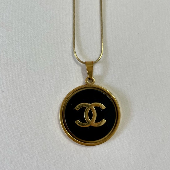 Multicolor - Picture 2 of 12